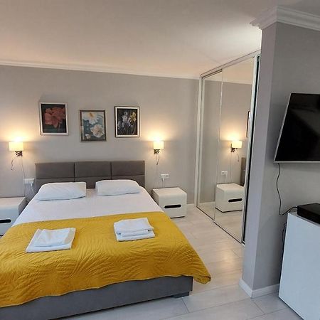 Elegancki Apartament W Sercu Warszawy Varsavia Esterno foto