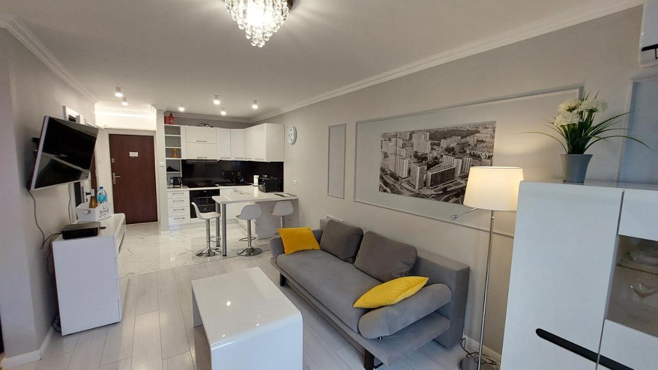 Elegancki Apartament W Sercu Warszawy Varsavia Esterno foto